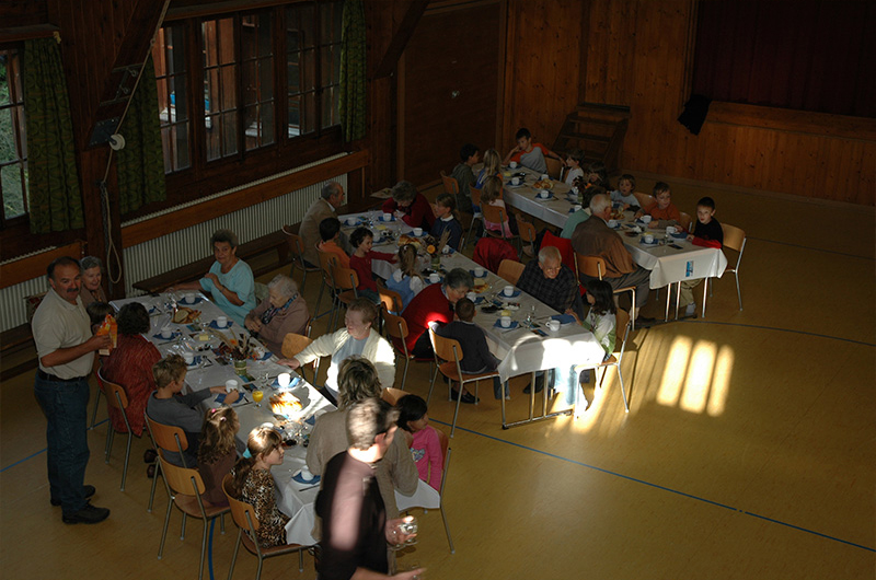 2006_petit_dejeuner_013_b