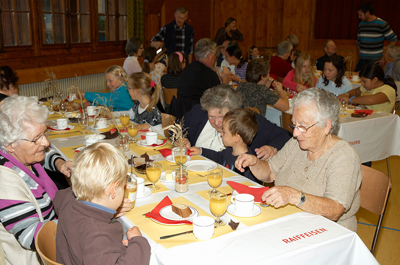 2010_petit_dejeuner_019_b